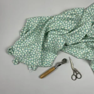 Viscose Twill Madeliefjes Groen