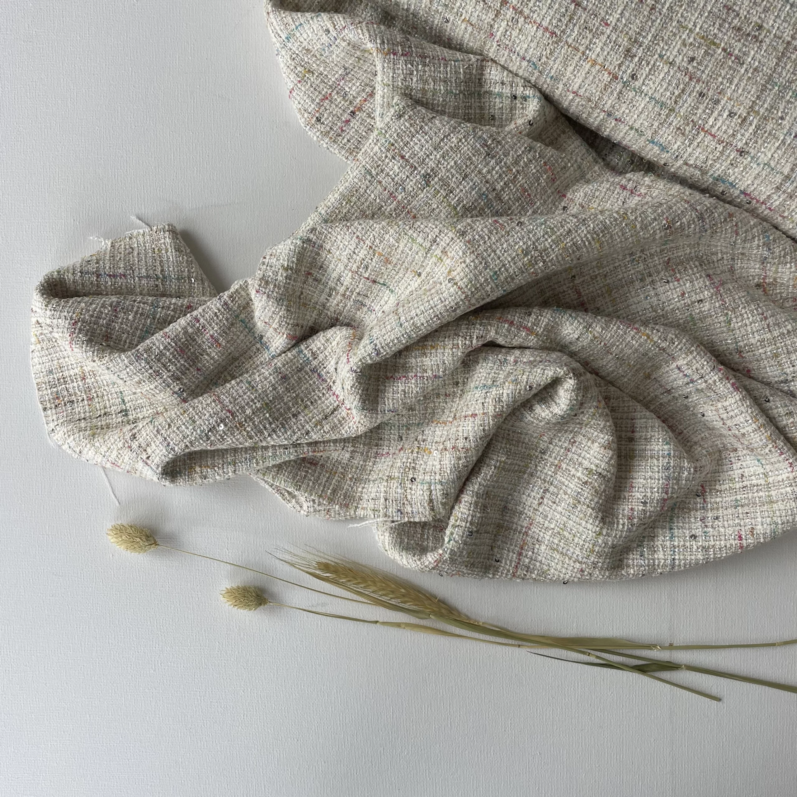 Chanel Boucle Ecru Pailletjes