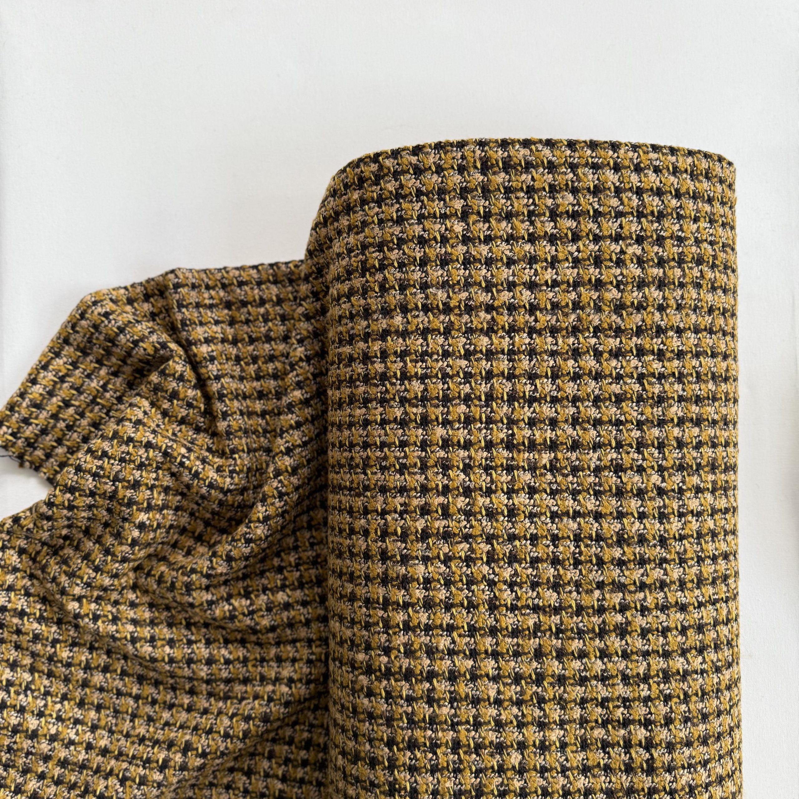Chanel Oker Zwart
